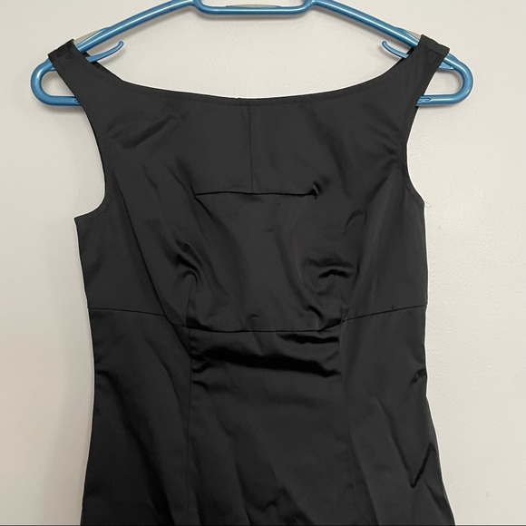 Little black dress - Picture 2 of 5